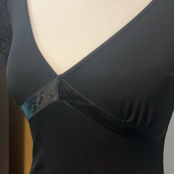 VERSACE JEANS Vintage 90’s Little Black Dress Elegant Midi Lace bombshell - Picture 5 of 7